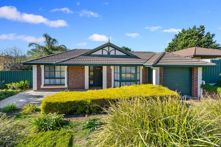 16 Birchenough Road, Huntfield Heights SA 5163