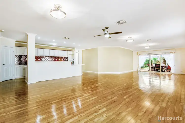 11 Brantwood Approach, Hocking WA 6065