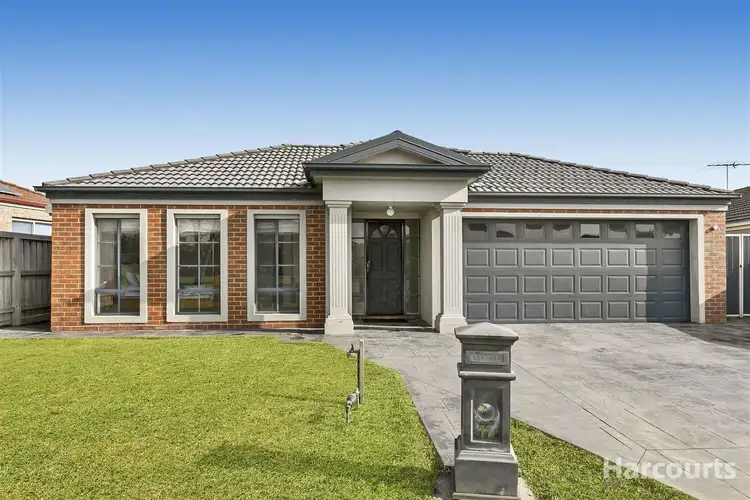 11 Falmouth Rd