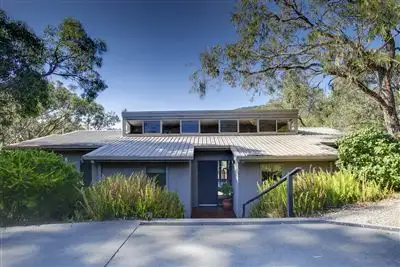 36 Grandview Crescent, Upper Ferntree Gully VIC