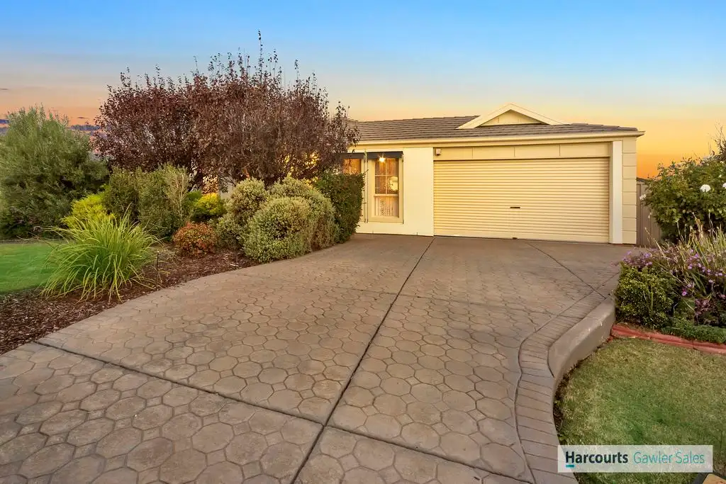 Main view of Homely house listing, 10 Linda Way, Evanston Park SA 5116