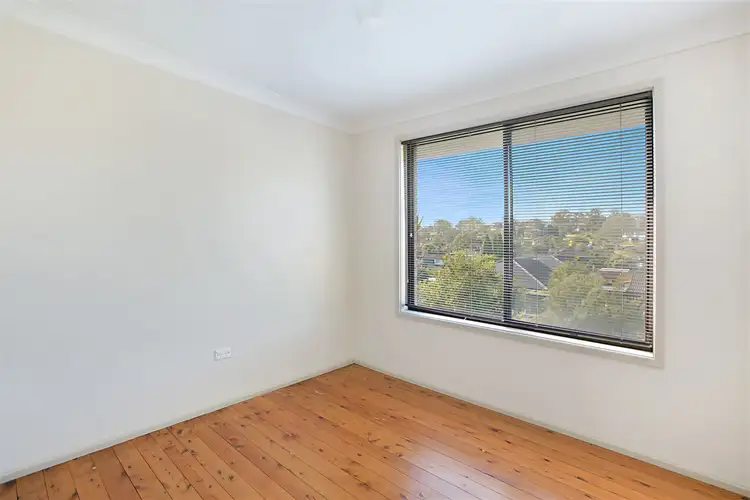 Sixth view of Homely house listing, 4 Taranaki Place, Macquarie Hills NSW 2285