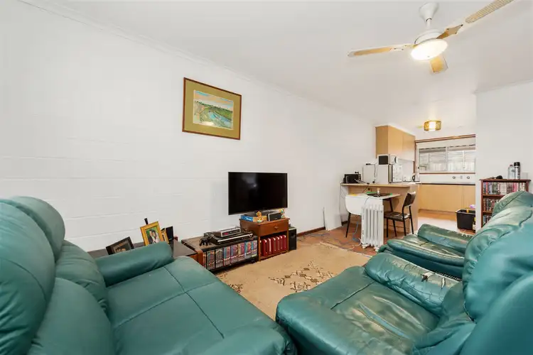 2/1 Braemar Street, Seaford VIC 3198