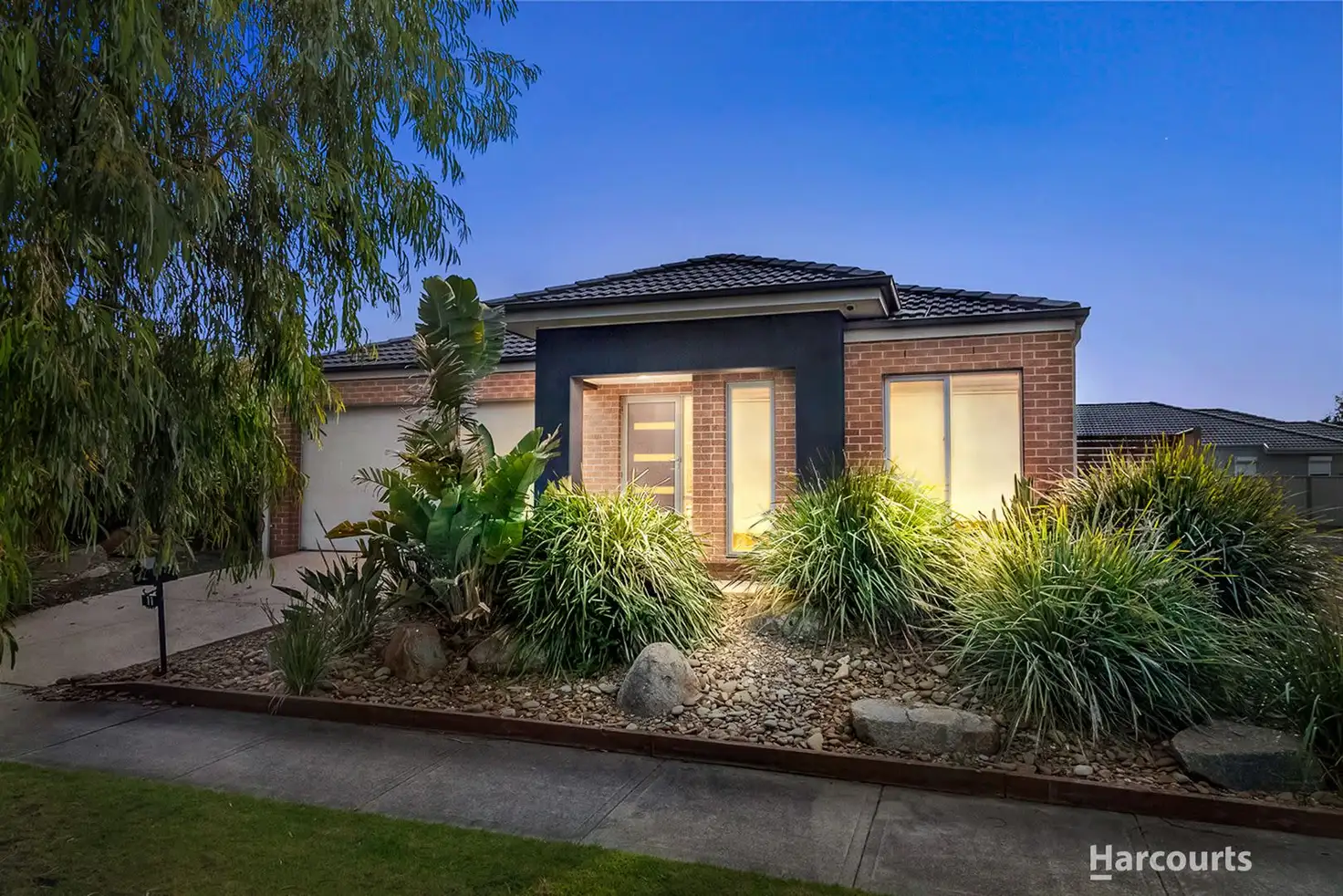 Main view of Homely house listing, 11 Edenbrook Circuit, Pakenham VIC 3810