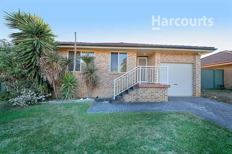 11/17 Poplar Crescent, Bradbury NSW 2560