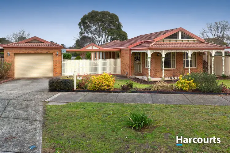 2 Leonard Avenue, Berwick VIC 3806