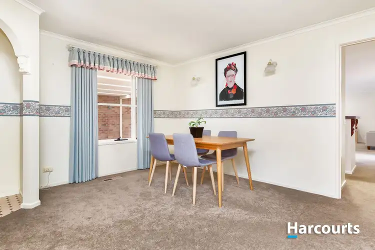 Fifth view of Homely house listing, 2 Leonard Avenue, Berwick VIC 3806