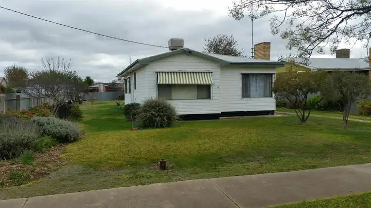 15 Napier Street, Donald VIC 3480