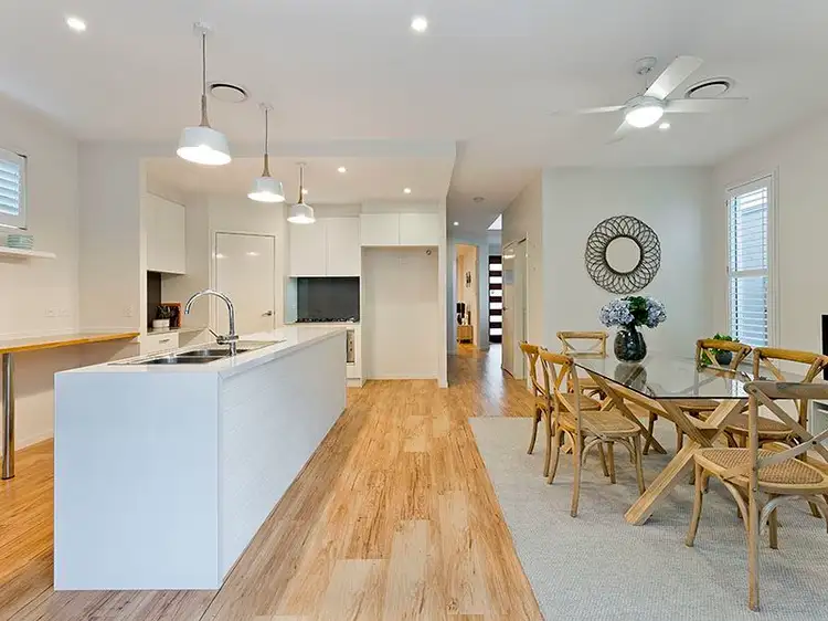30 Parkview Street, Mitchelton QLD 4053