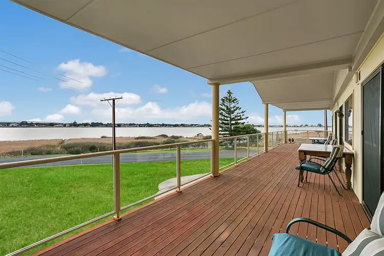 99 Captain Sturt Parade, Hindmarsh Island SA 5214