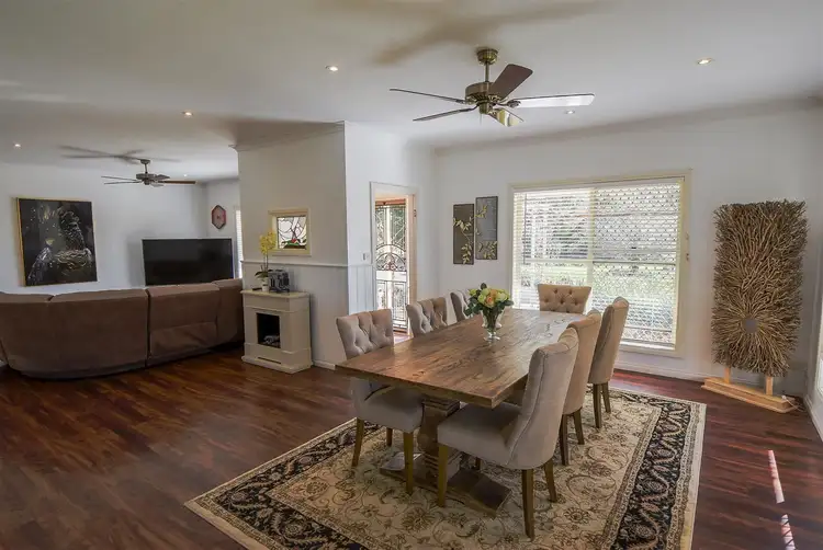 Fifth view of Homely house listing, 3 Gregory Court, Horsham VIC 3400