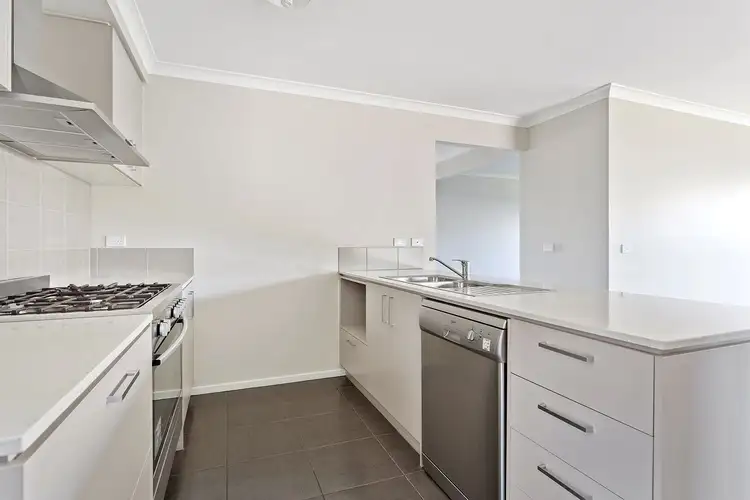 Fifth view of Homely house listing, 9 Sunridge Avenue, Warragul VIC 3820