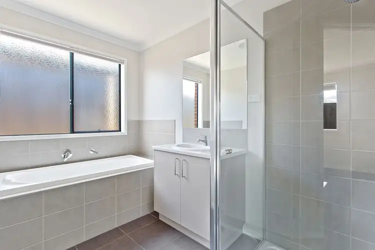 Seventh view of Homely house listing, 9 Sunridge Avenue, Warragul VIC 3820