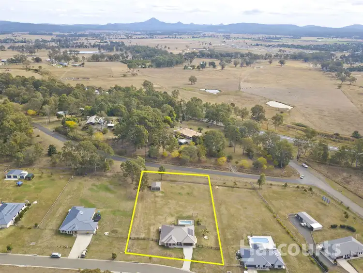 7 Tutin Crescent, Woodhill QLD 4285