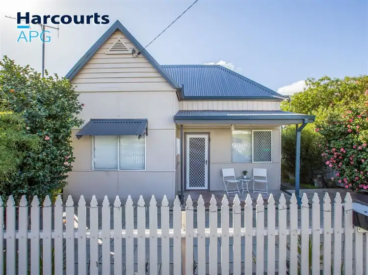 136 Wittenoom St, Collie WA 6225