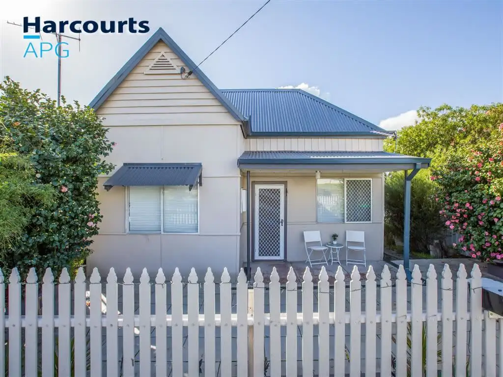 Main view of Homely house listing, 136 Wittenoom St, Collie WA 6225