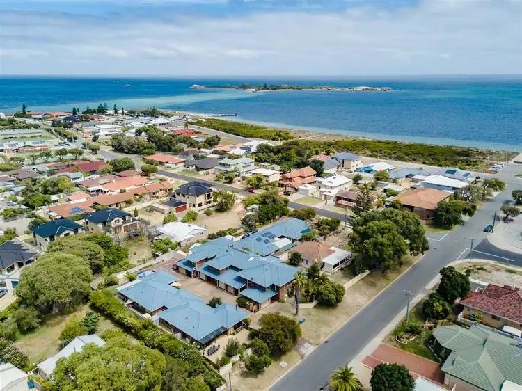 3/7 McLarty Road, Shoalwater WA 6169