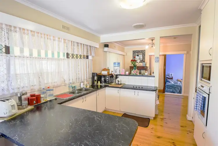 Sixth view of Homely house listing, 53 Bennett Road, Horsham VIC 3400