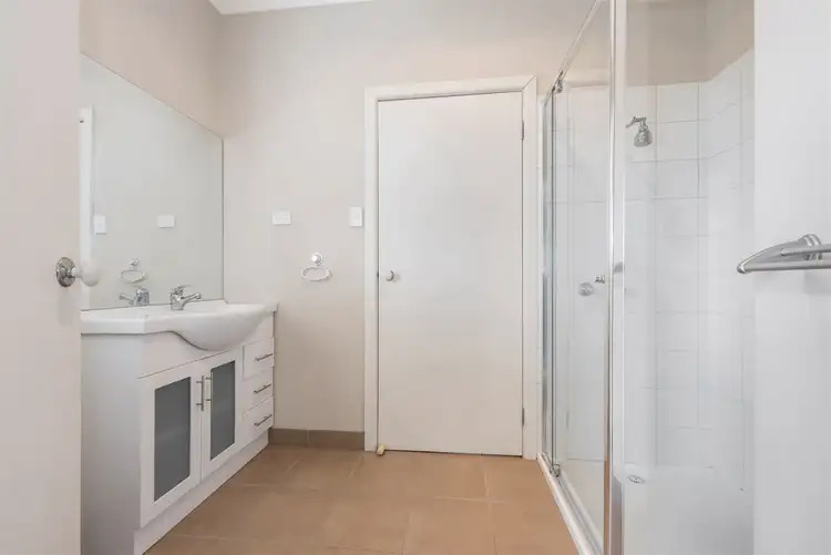 Fifth view of Homely unit listing, 1/17 Pine Avenue, North Shore VIC 3214