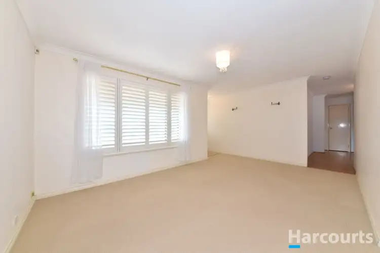 Fourth view of Homely house listing, 6 Tipuana Place, Edgewater WA 6027