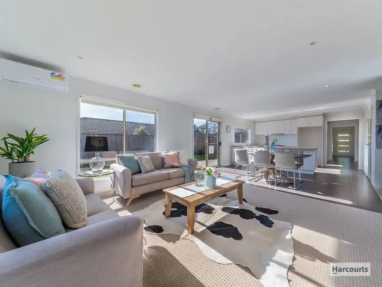 Sixth view of Homely house listing, 11 Rivendale Crescent, Drouin VIC 3818