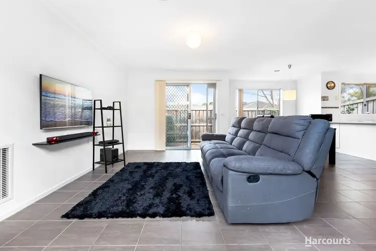 Fifth view of Homely house listing, 2 Olivia Court, Pakenham VIC 3810