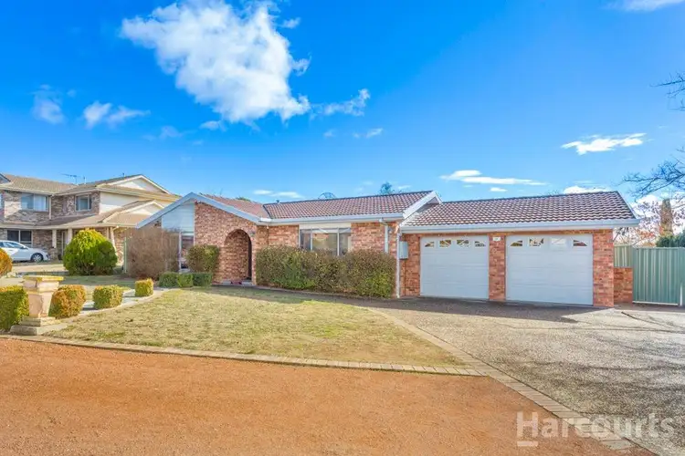 16 Tinderry Circuit, Palmerston ACT 2913