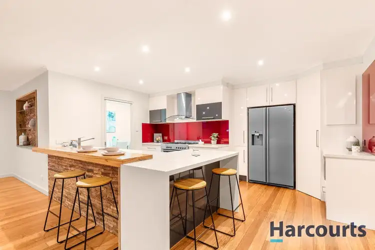 Second view of Homely house listing, 8 Greenock Crescent, Wantirna VIC 3152