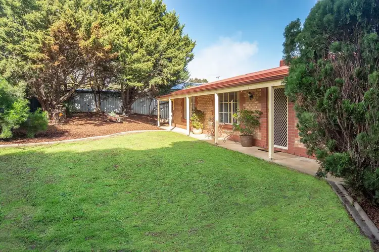 11 Stirling Avenue, Sellicks Beach SA 5174