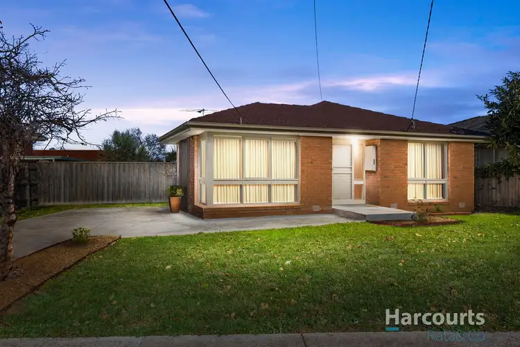 23 Oxford Drive, Thomastown VIC 3074