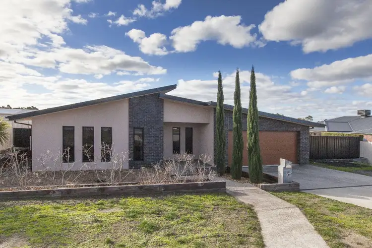 16 McDonald Street, Ararat VIC 3377
