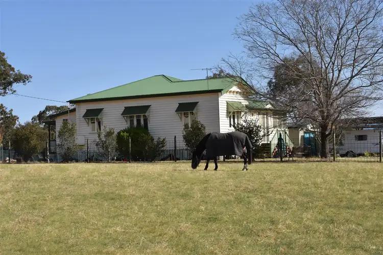 27 Geyers Road, Tenterfield NSW 2372