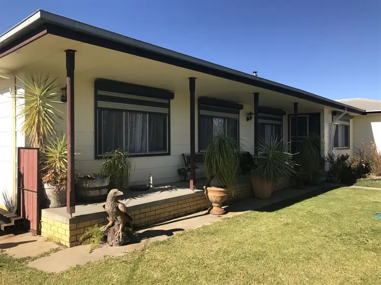 340 Macauley Street, Hay NSW 2711