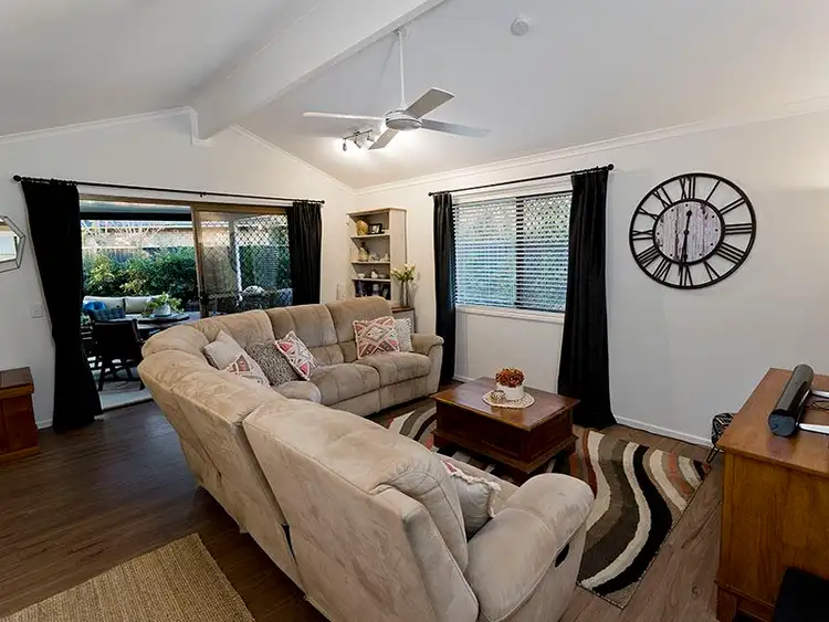 Fifth view of Homely house listing, 2 Burgundy Court, Petrie QLD 4502