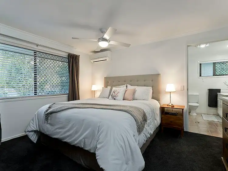 Sixth view of Homely house listing, 2 Burgundy Court, Petrie QLD 4502