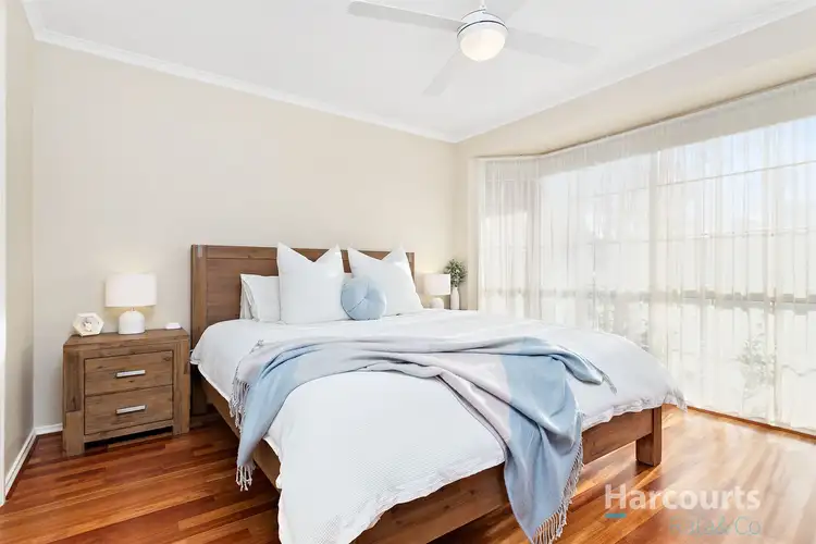 Fifth view of Homely house listing, 10 Warren Close, Mill Park VIC 3082