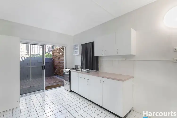Second view of Homely unit listing, 2/28 Riddell Street, Bulimba QLD 4171