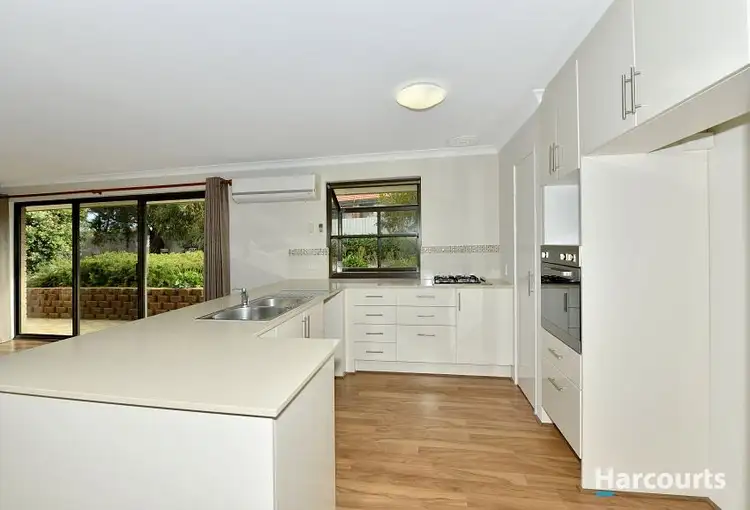 Sixth view of Homely house listing, 10 Pepperwood Rise, Halls Head WA 6210