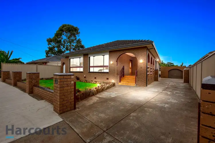 16 Raydon Court, Deer Park VIC 3023