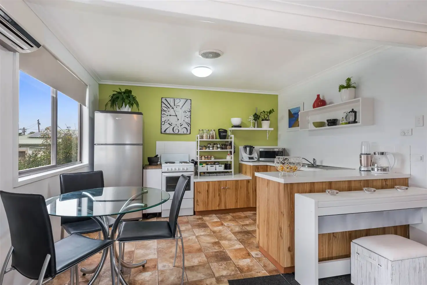 Main view of Homely house listing, 2/104 Anakie Road, Bell Park VIC 3215
