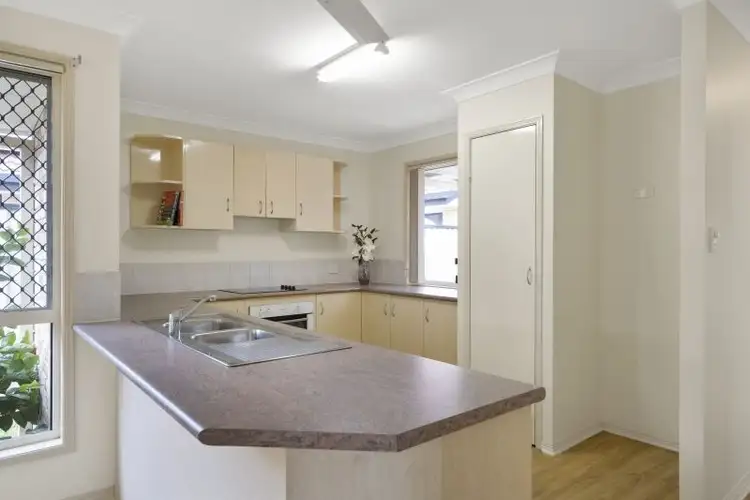 6 Silvester Street, North Lakes QLD 4509