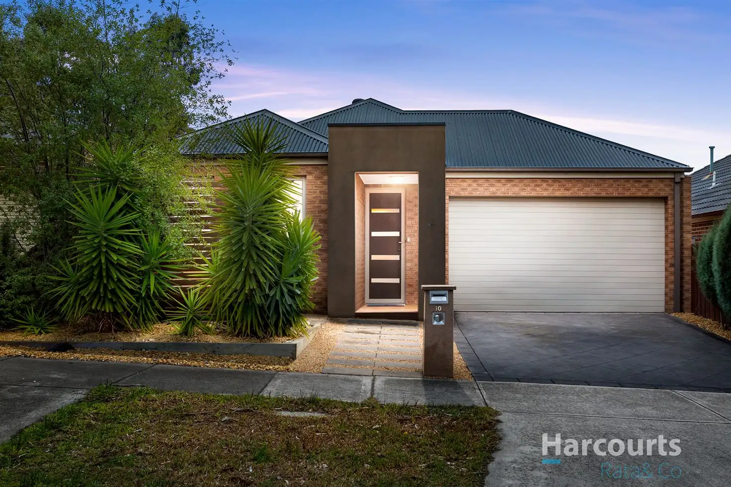 Main view of Homely house listing, 10 Gravlier Way, South Morang VIC 3752