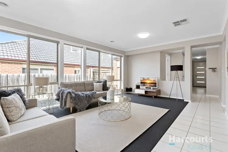 Fifth view of Homely house listing, 10 Gravlier Way, South Morang VIC 3752