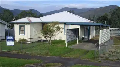 8-8A Dalmeny Street, Rosebery TAS