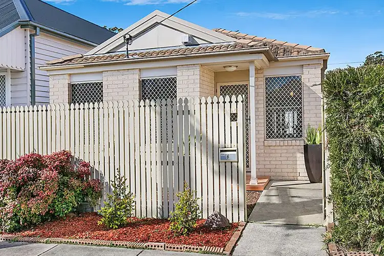 6 Hubbard Street, Islington NSW 2296
