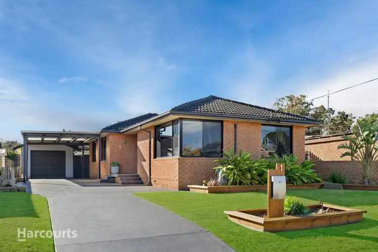 1 Brigadoon Circuit, Oak Flats NSW 2529