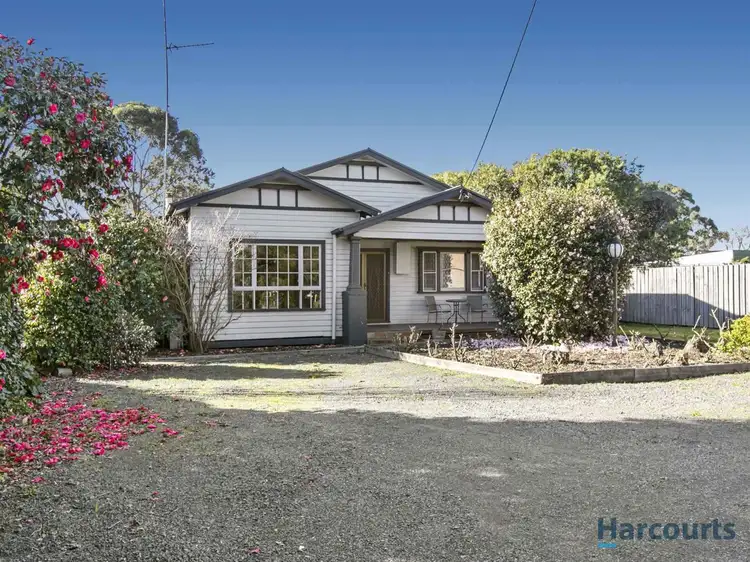 166 Narracan Drive, Newborough VIC 3825