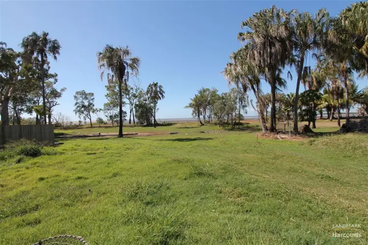 13 Whiting Court, Cungulla QLD 4816