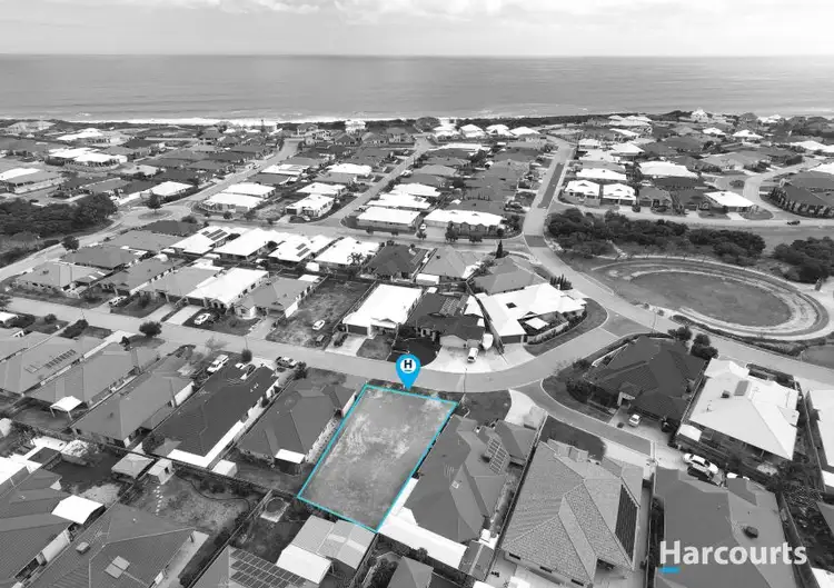 16 Honeymyrtle Grange, Halls Head WA 6210