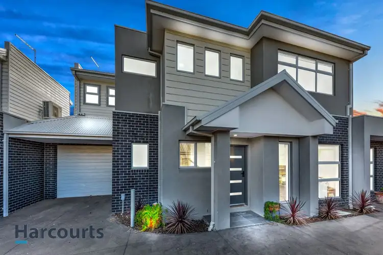 Main view of Homely townhouse listing, 2/4 Marigold Avenue, Altona North VIC 3025
